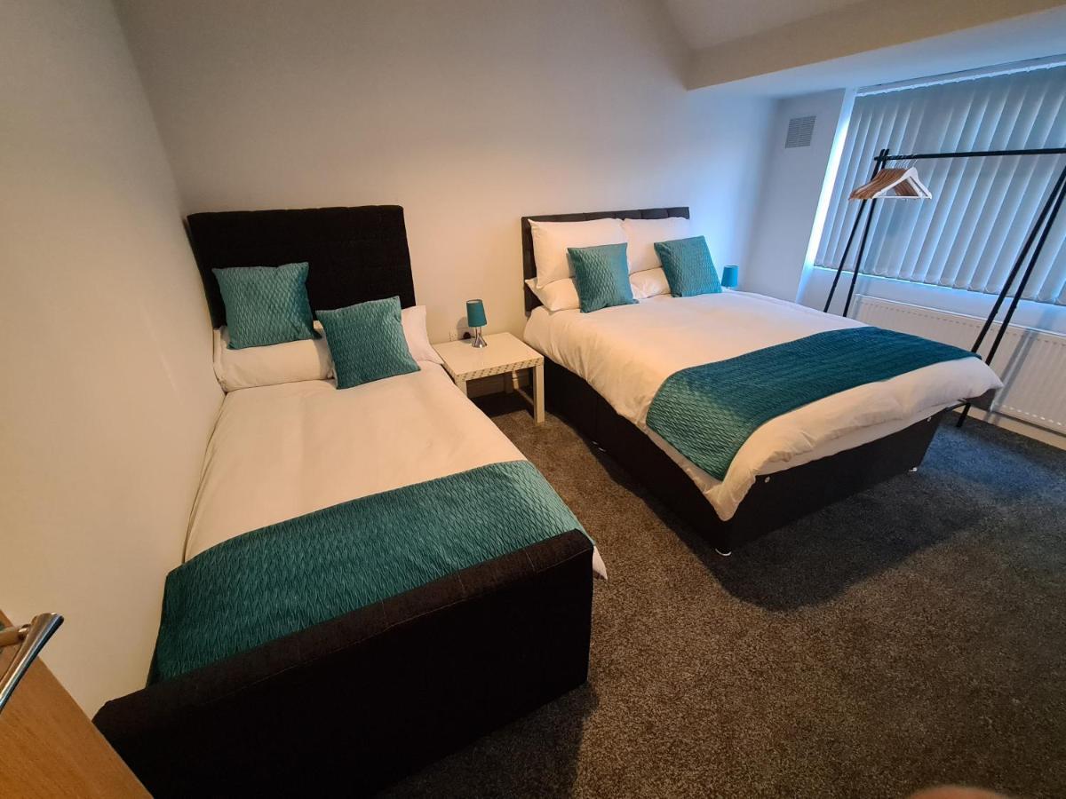 Whole House - 4 Bedrooms - Parking - Sleeps 8 Birmingham Ngoại thất bức ảnh